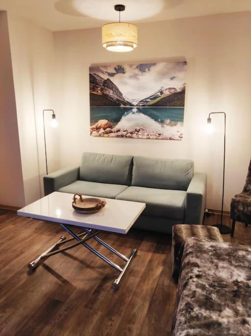 T2 Confortable 31M2 Piscine Terrasse Vue Degagee Montagne Ignaux Bagian luar foto